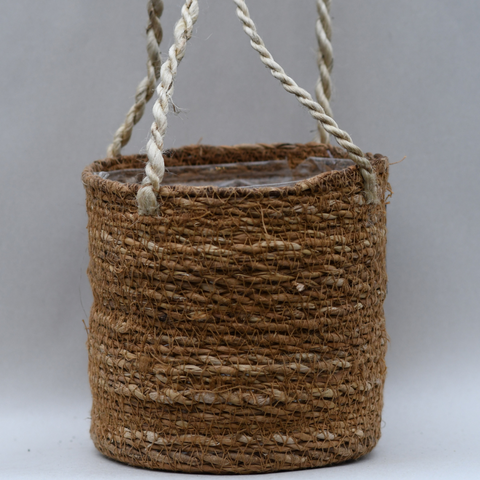 Hanging rattan planter 6 inches 