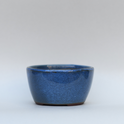 Small plain blue bowl pot