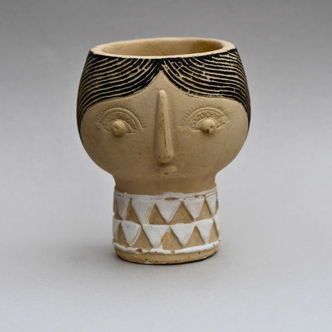 Small Frida vase pot holder