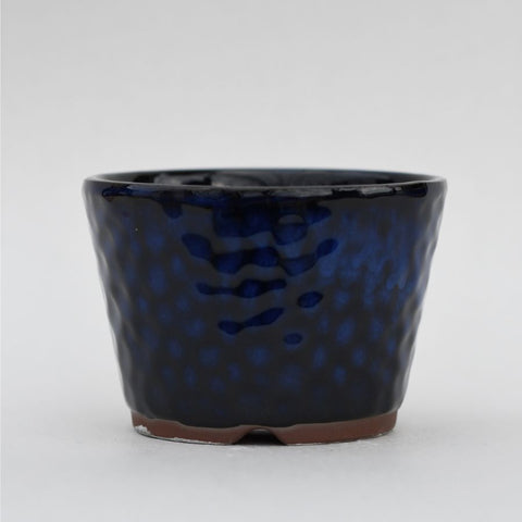 Dark blue textured pot