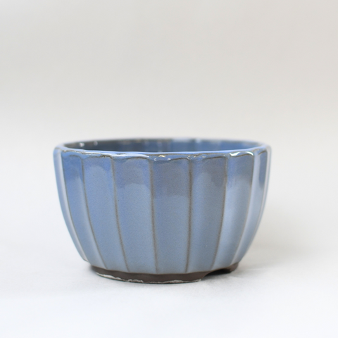 Pot ondulé bleu azure