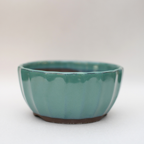 Jade corrugated pot